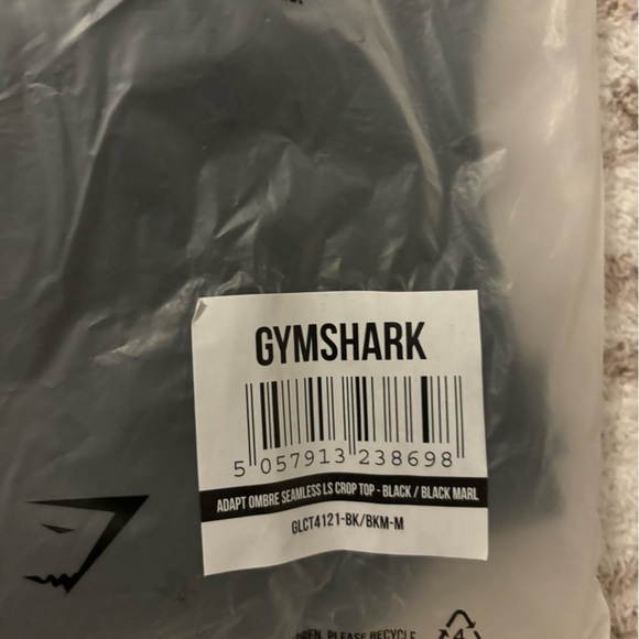 Gymshark Ombré Crop Top - Picture 9 of 9